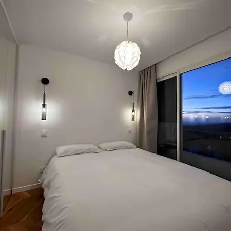Renove Entre Terre Et Avec Piscine * Calenzana