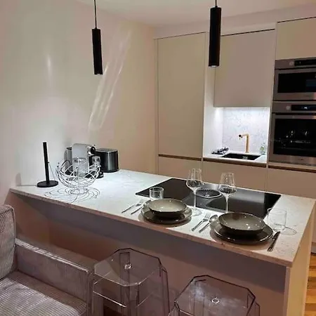 Apartment Renove Entre Terre Et Avec Piscine Calenzana